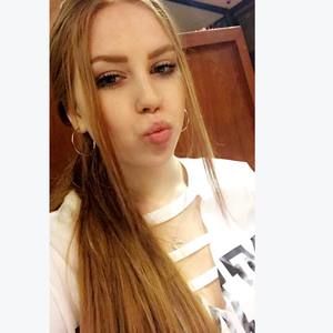 Meet your Posher, Brittney